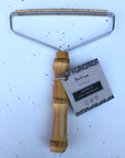 Bamboo Carpet Lint Remover
