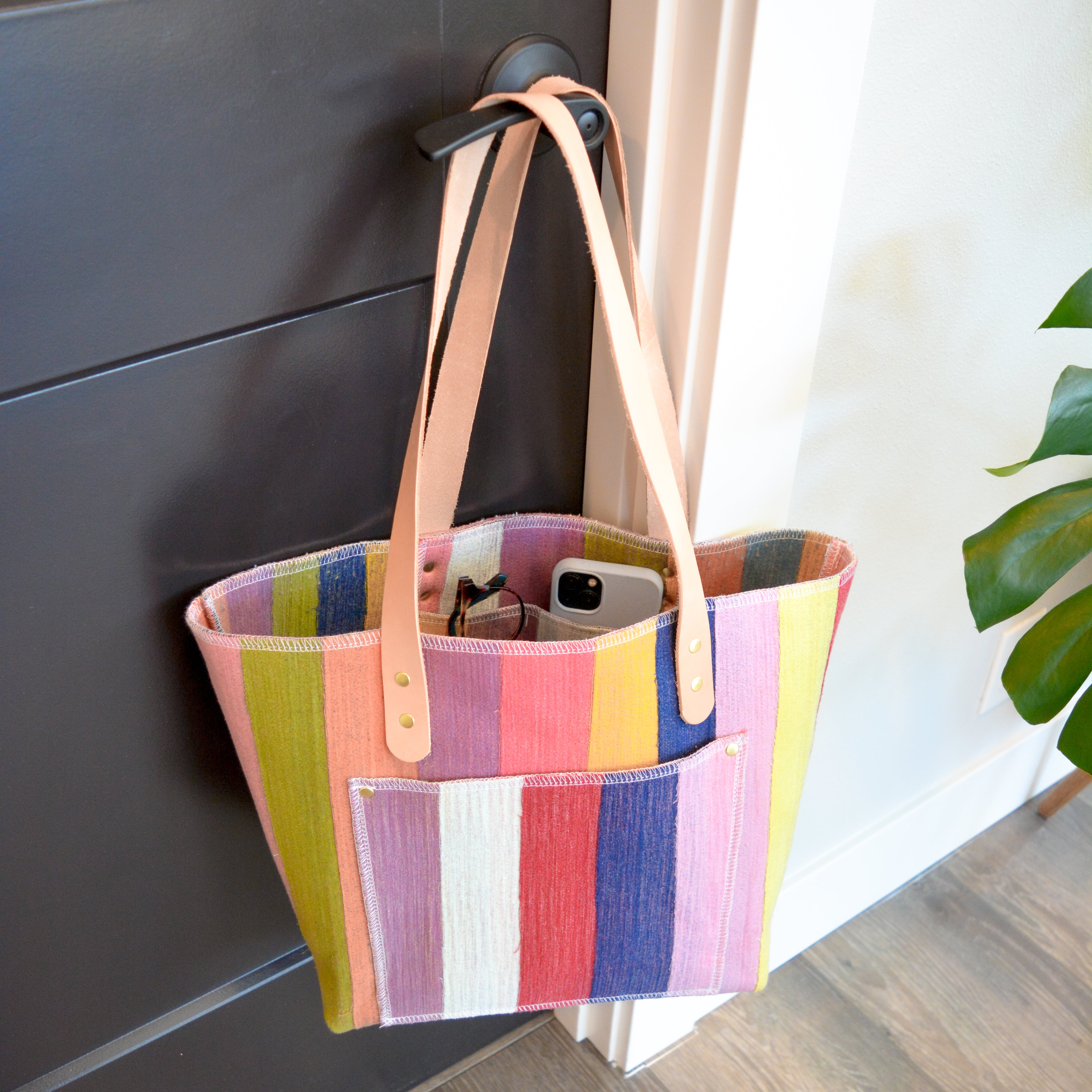 ★TOUT Y EST★ Mmlg DAY TOTE TYEDIE SEAWEED GREEN MMLGBC1A01 Tote+Bag+Mermaid+Splash.png?