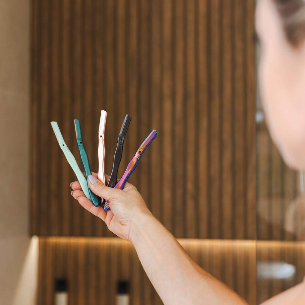 Dermaplaner Eyebrow &amp; Facial Hair Razor: Refillable