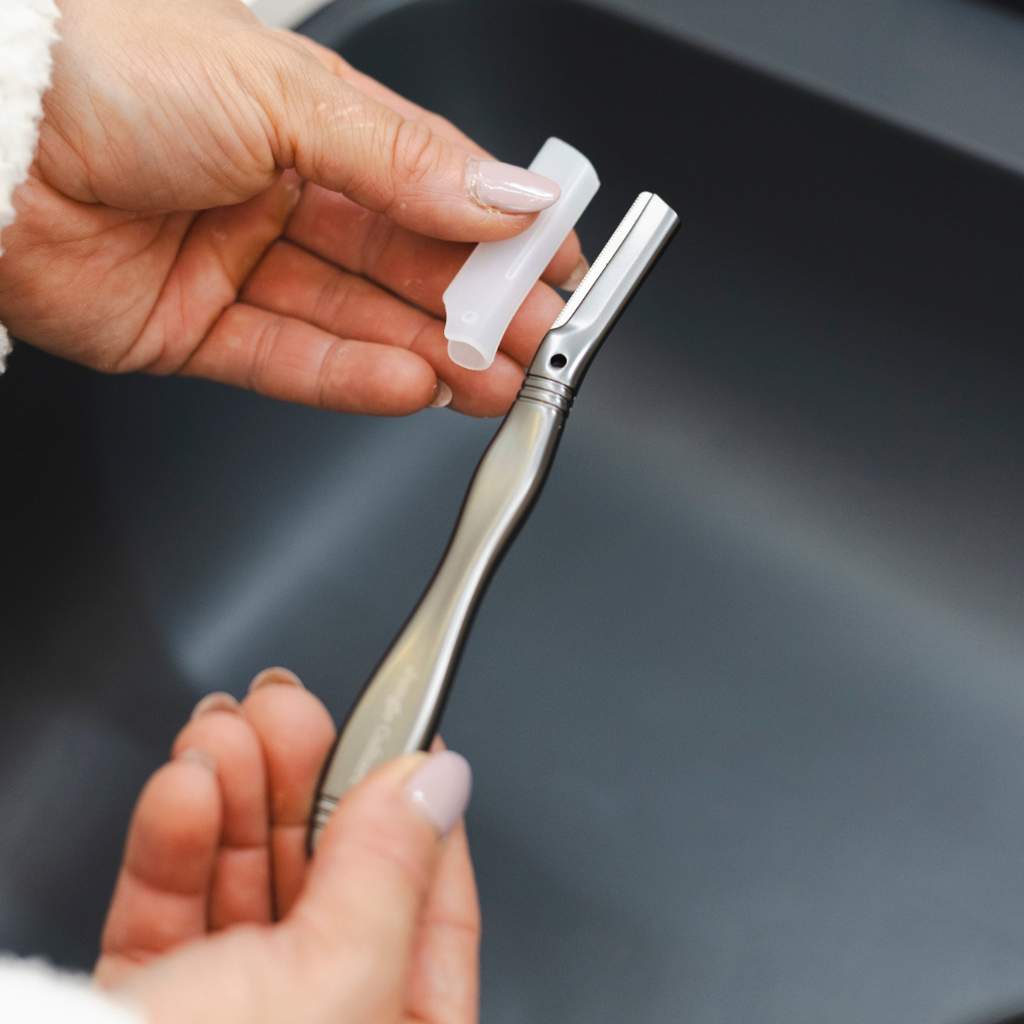 Dermaplaner Eyebrow &amp; Facial Hair Razor: Refillable