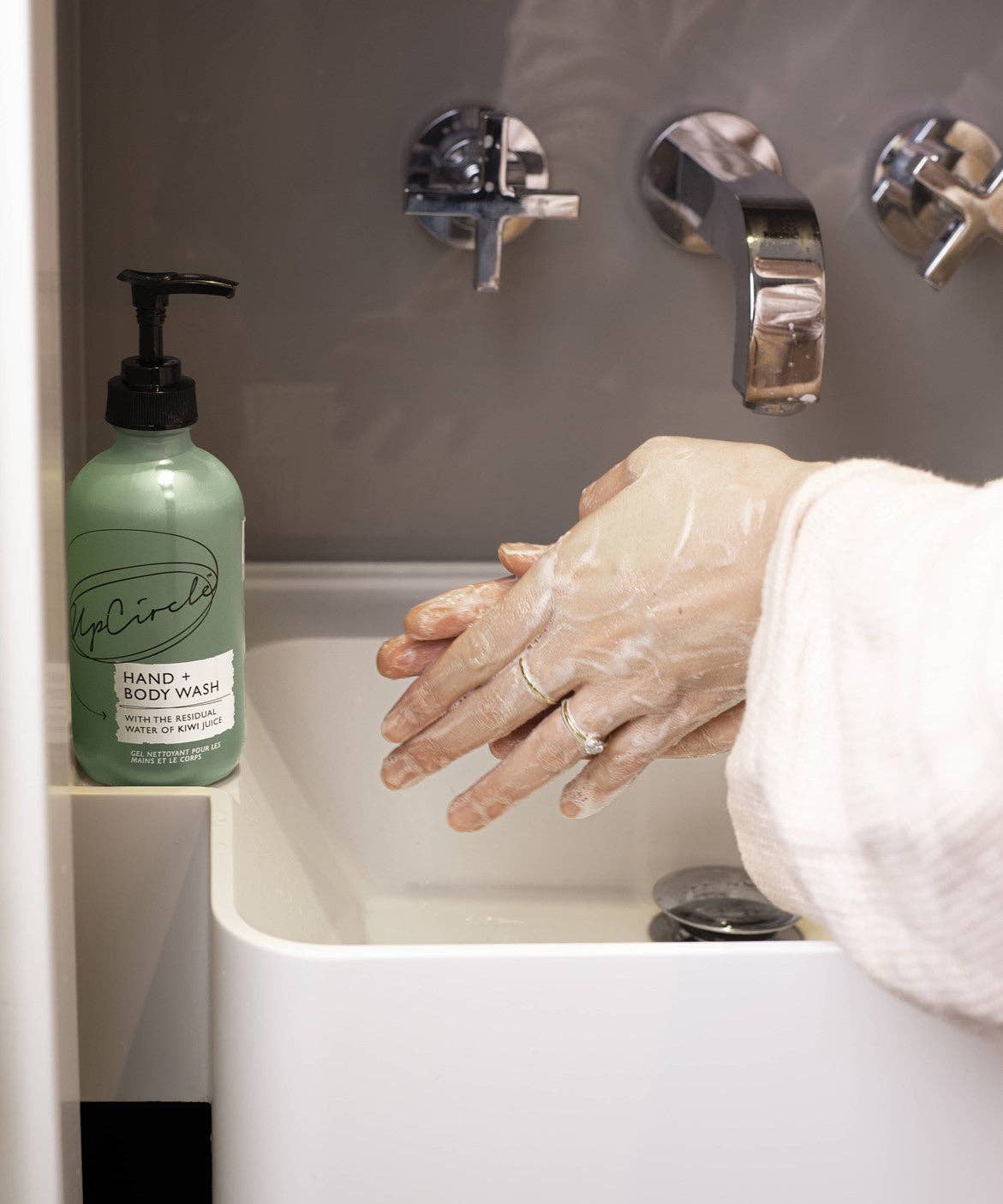 Hand &amp; Body Wash with Kiwi Water
