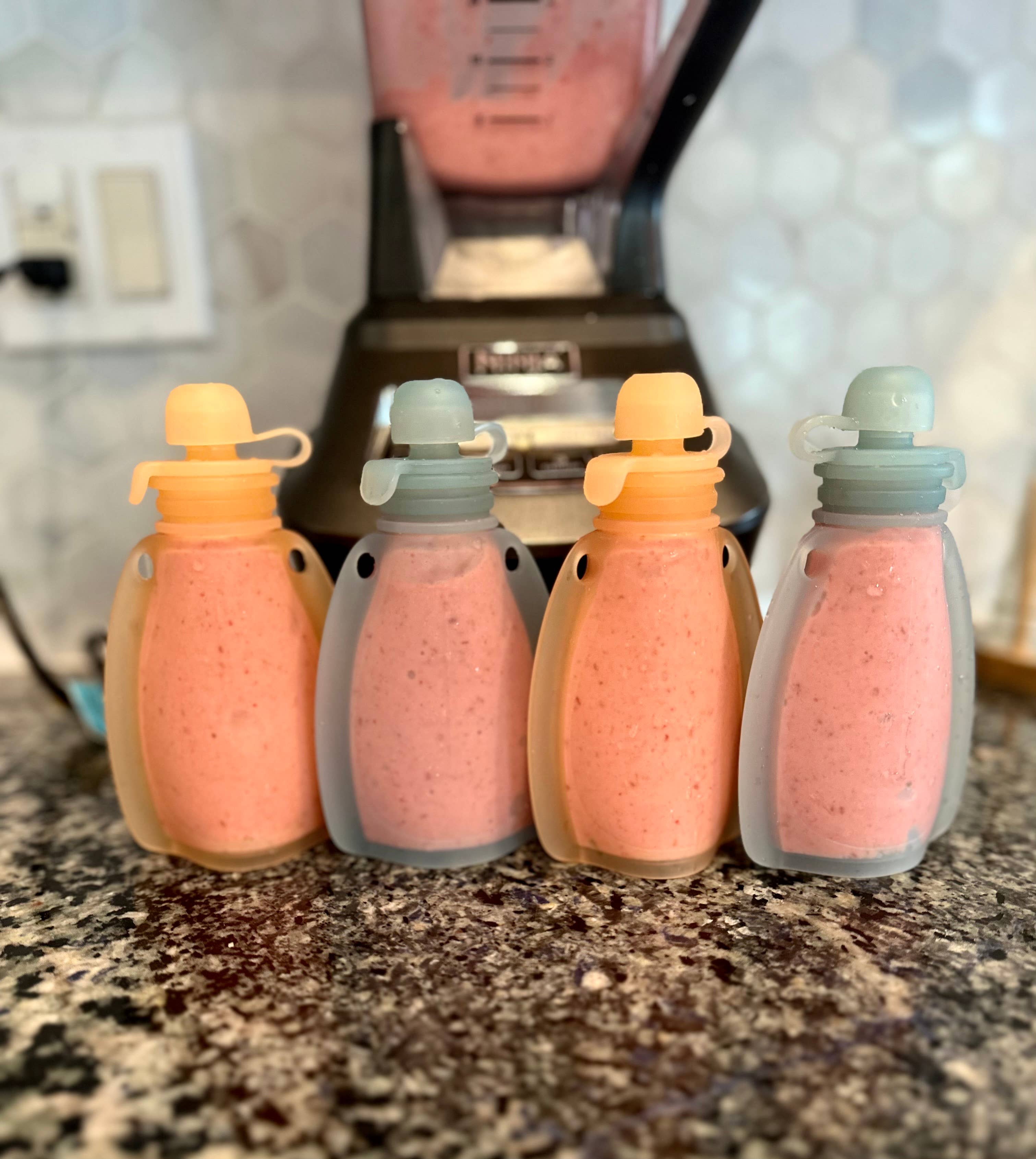 Reusable Baby Food Pouch: Silicone