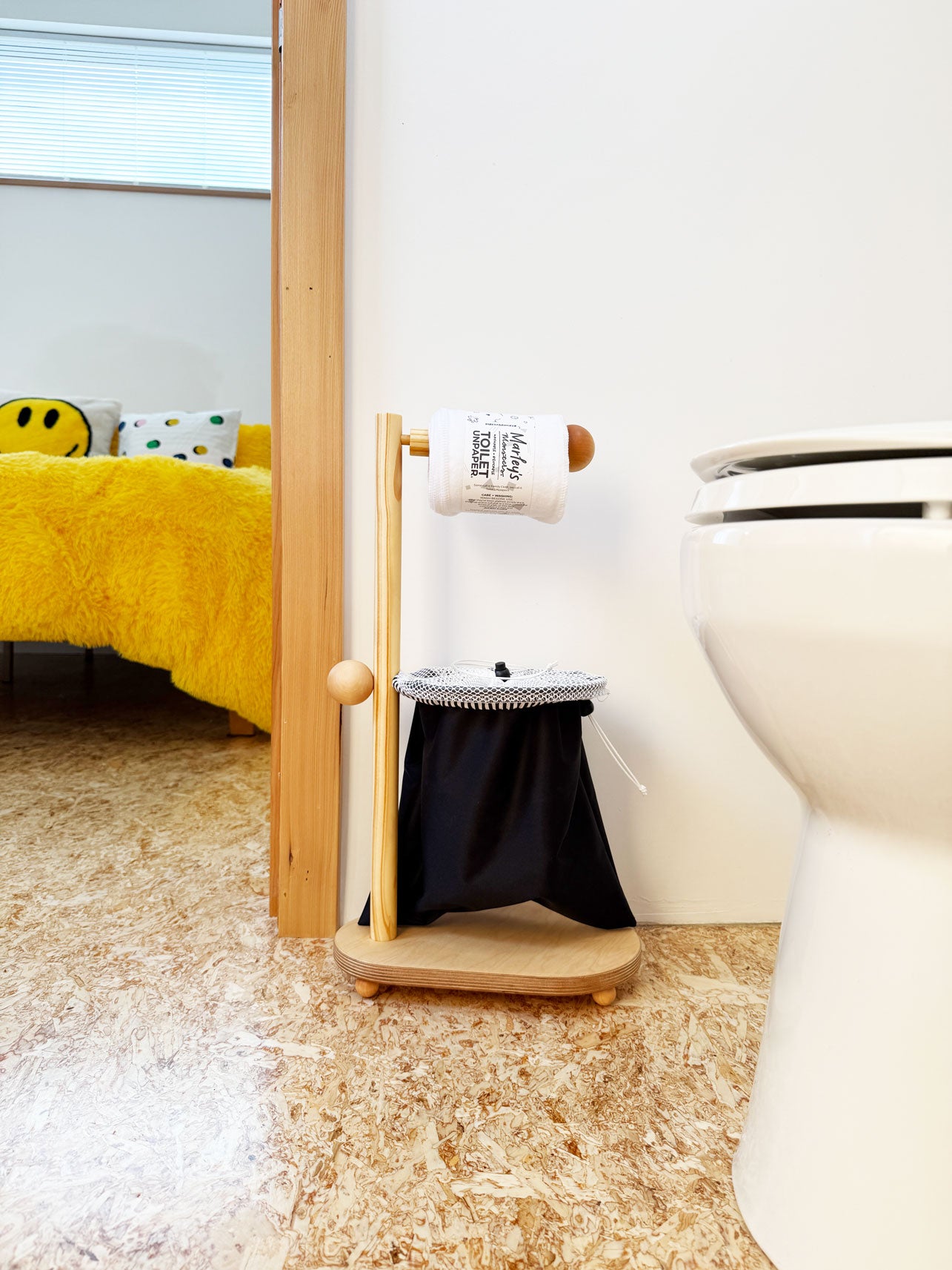 Toilet UNpaper® Stand &amp; Wetbag