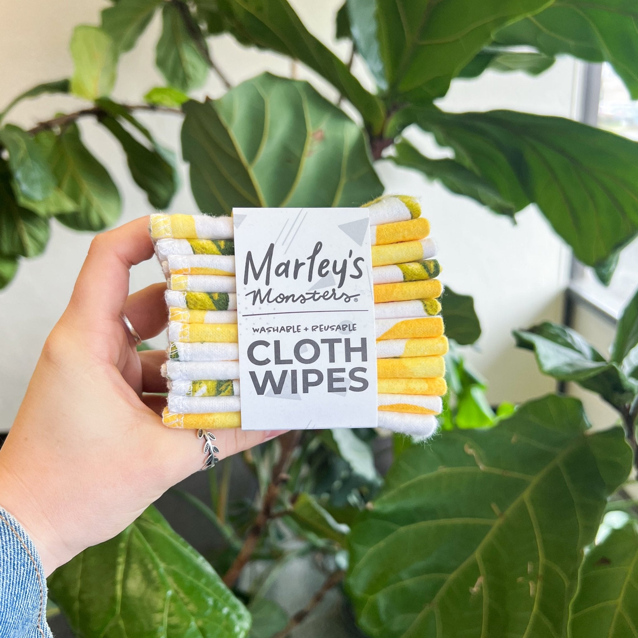 12 Cloth Wipes: Vintage Fruit - Marley&#39;s Monsters