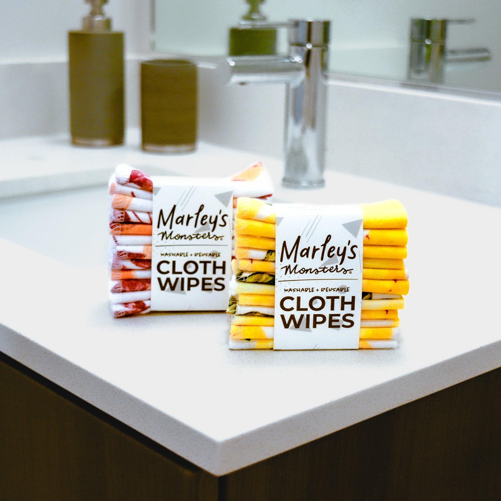 12 Cloth Wipes: Vintage Fruit - Marley&#39;s Monsters