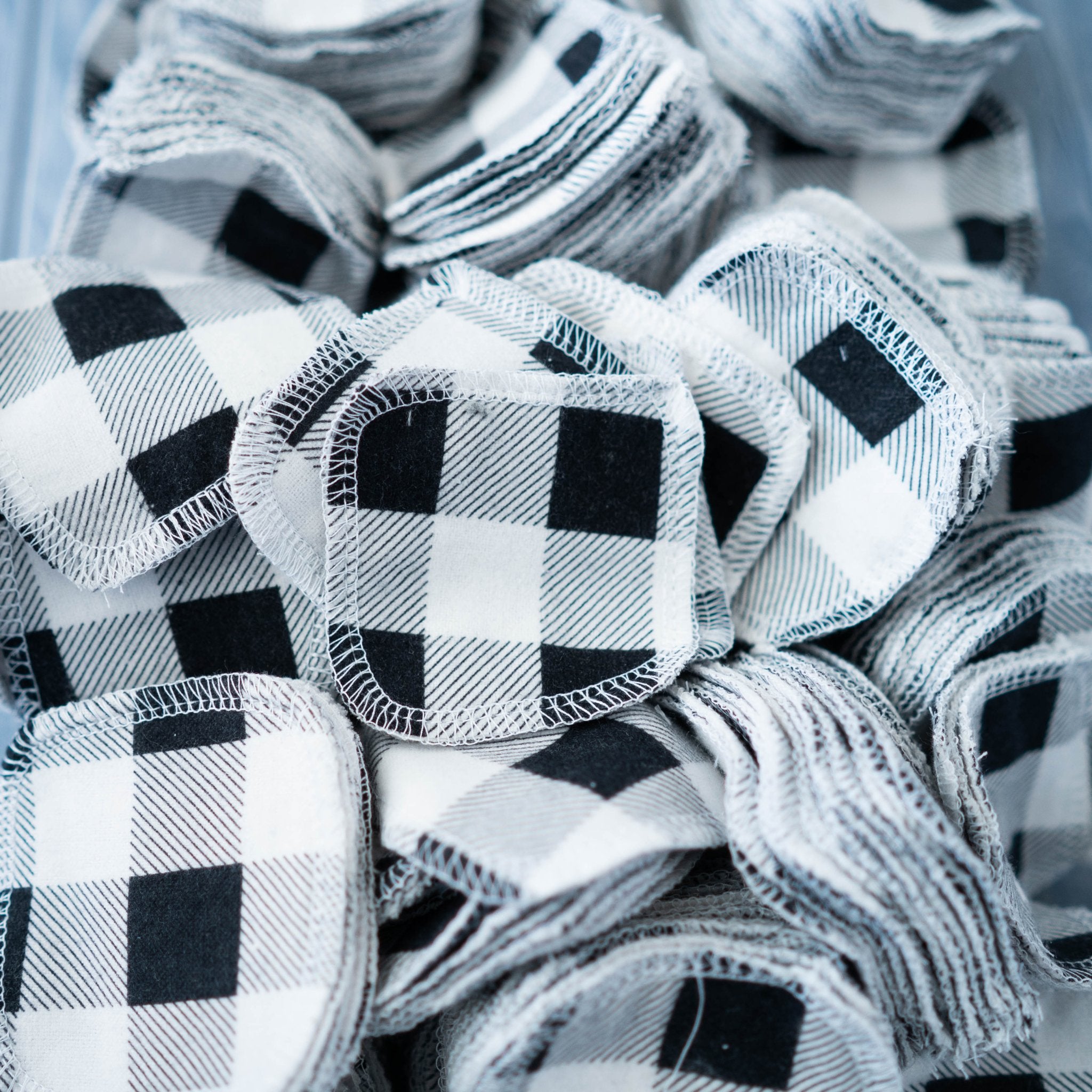 *Seconds* 100 Facial Rounds Jumbo Pack - Marley's Monsters