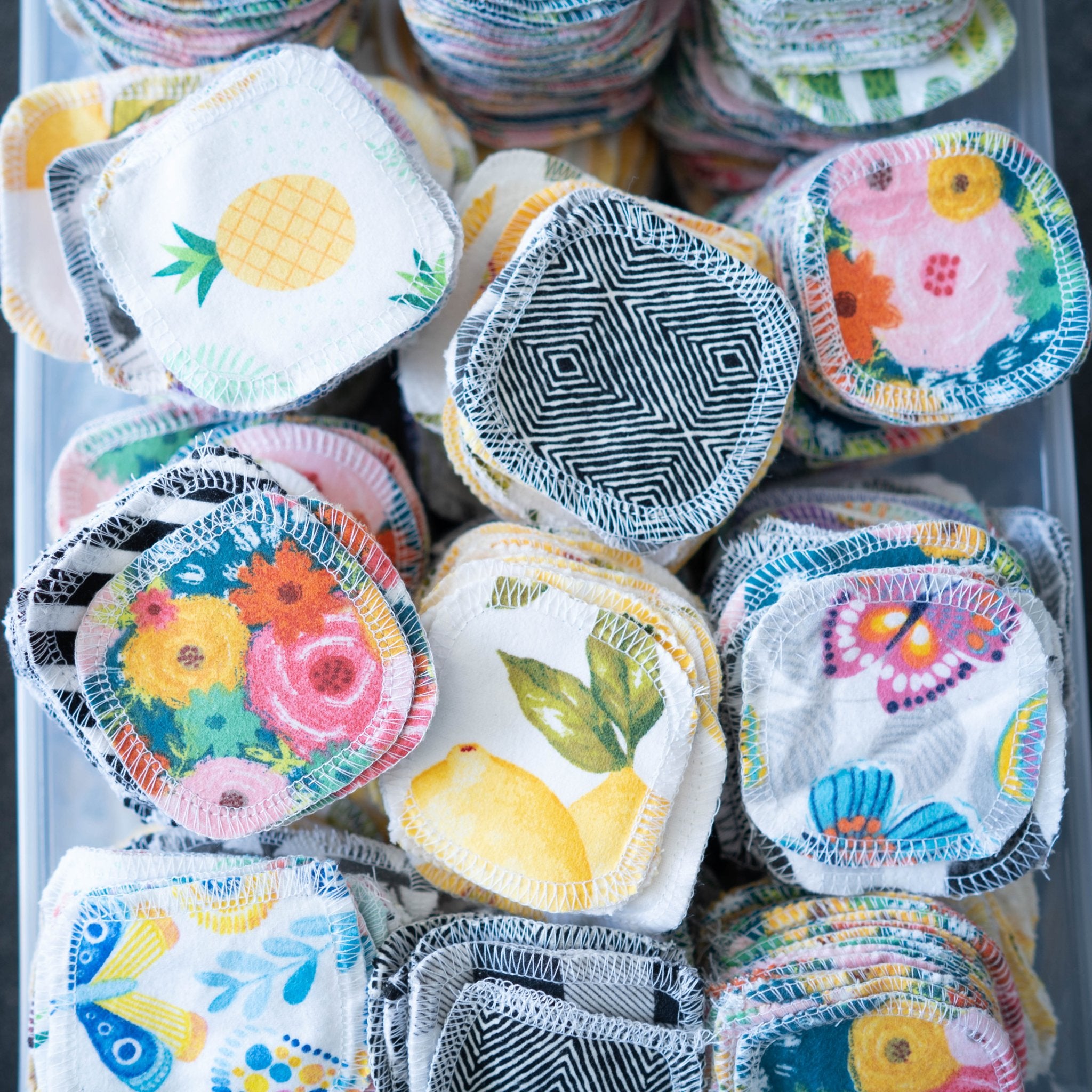 *Seconds* 100 Facial Rounds Jumbo Pack - Marley's Monsters